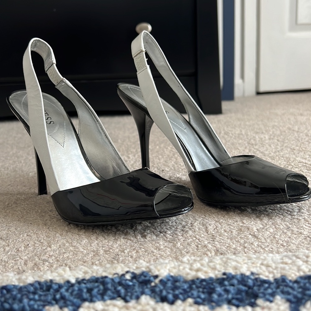 🆕Guess Open Toe Stilettos, Size 7M